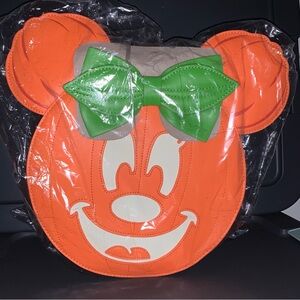 Minnie Mouse Pumpkin figural backpack with glow in the dark facial features